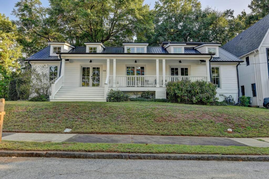 Modern In Heart Of The City- Sleeps 12 Vakantiehuis Atlanta