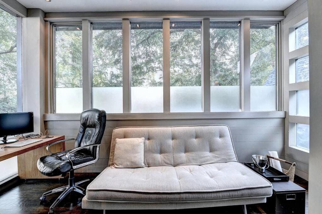 Vakantiehuis Modern In Heart Of The City- Sleeps 12